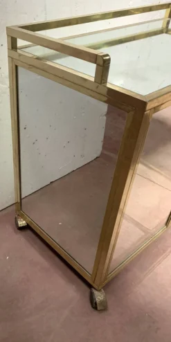 Bar roulant des années 70 en laiton et et face miroir XX siècle