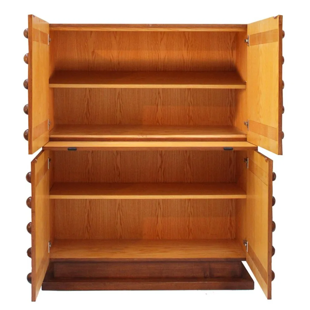 Bar sec italien de style brutaliste en bois de chêne, cabinet à boissons sculpté à la main.