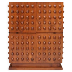 Bar sec italien de style brutaliste en bois de chêne, cabinet à boissons sculpté à la main.