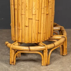 Bar tiki en bambou debout italien des années 1960.