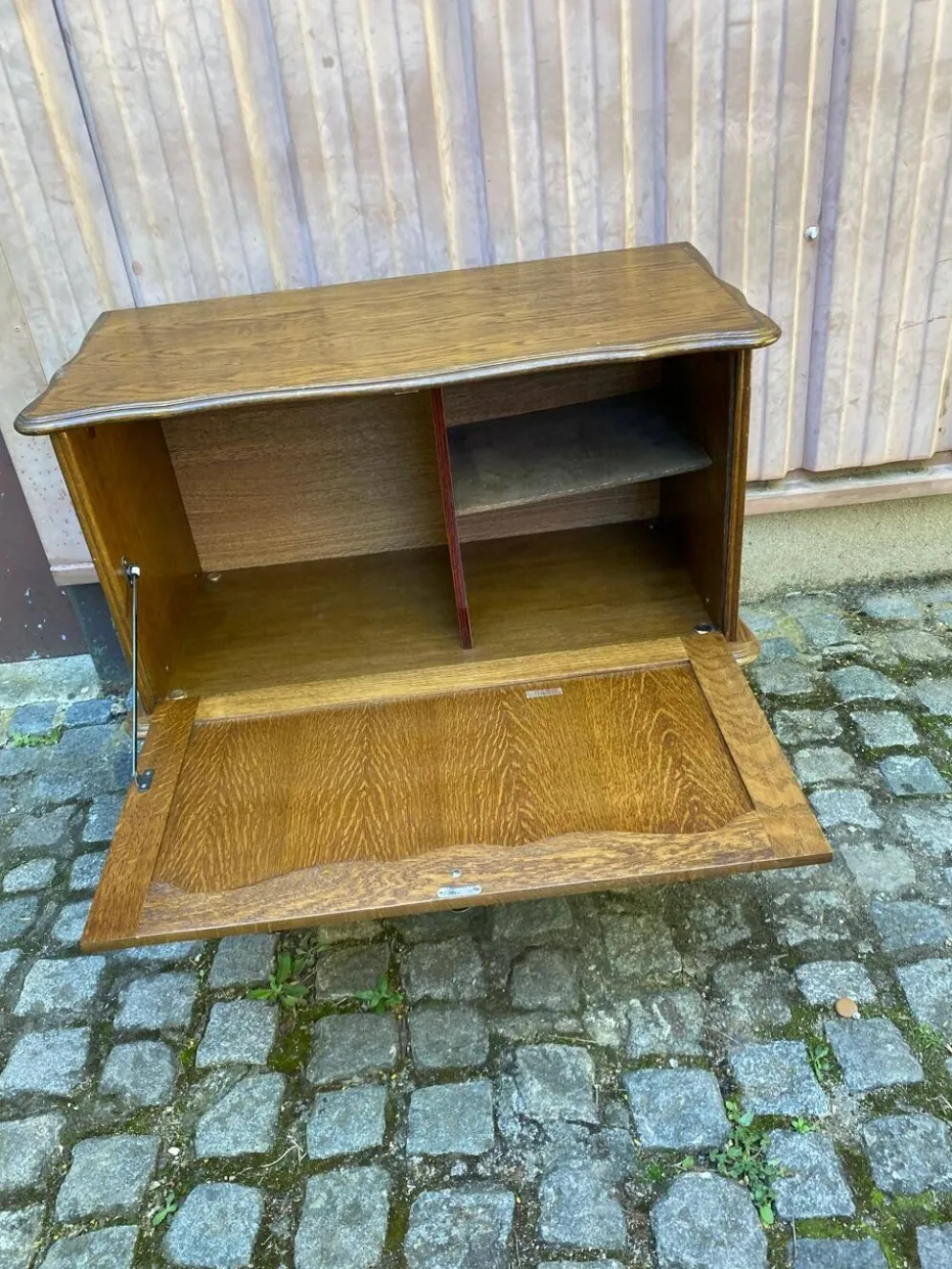 Bar vintage Louis XV sur roulettes en bois des années 60