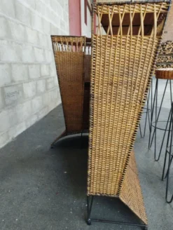 Bar vintage rotin et métal et ses tabourets