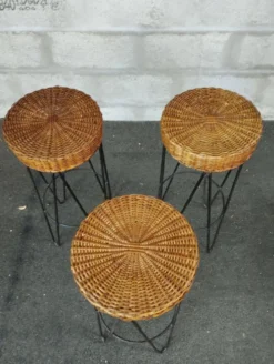 Bar vintage rotin et métal et ses tabourets