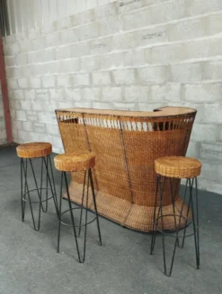 Bar vintage rotin et métal et ses tabourets