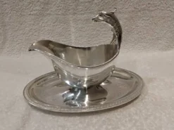 Belle saucière métal argenté orfèvre christofle malmaison aigle