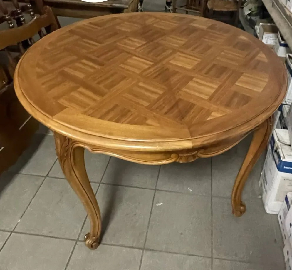 Belle table, ronde, extensible, style, Louis XV. Marqueterie