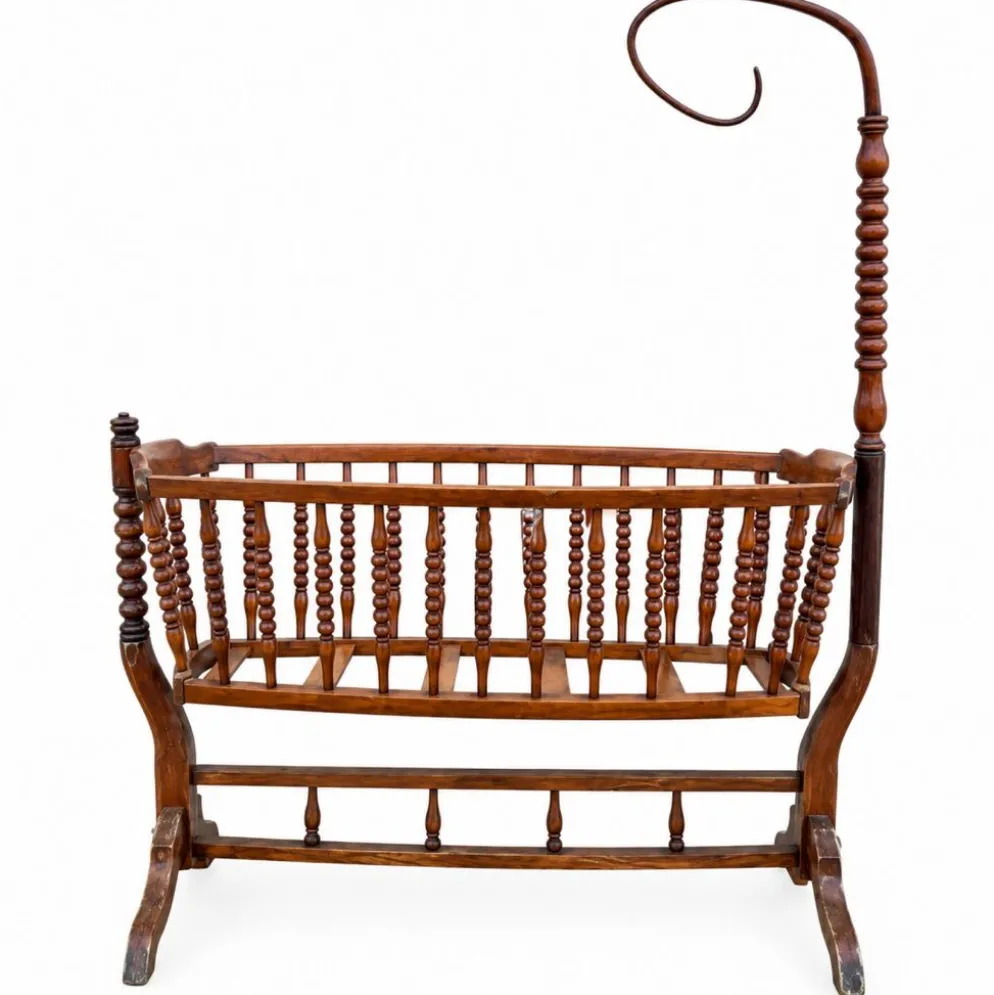 Berceau ancien en bois