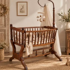 Berceau ancien en bois