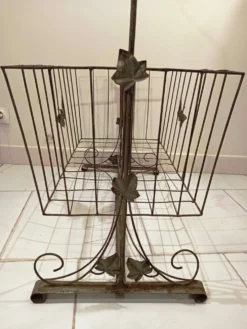 Berceau ancien en métal fin des années 1920