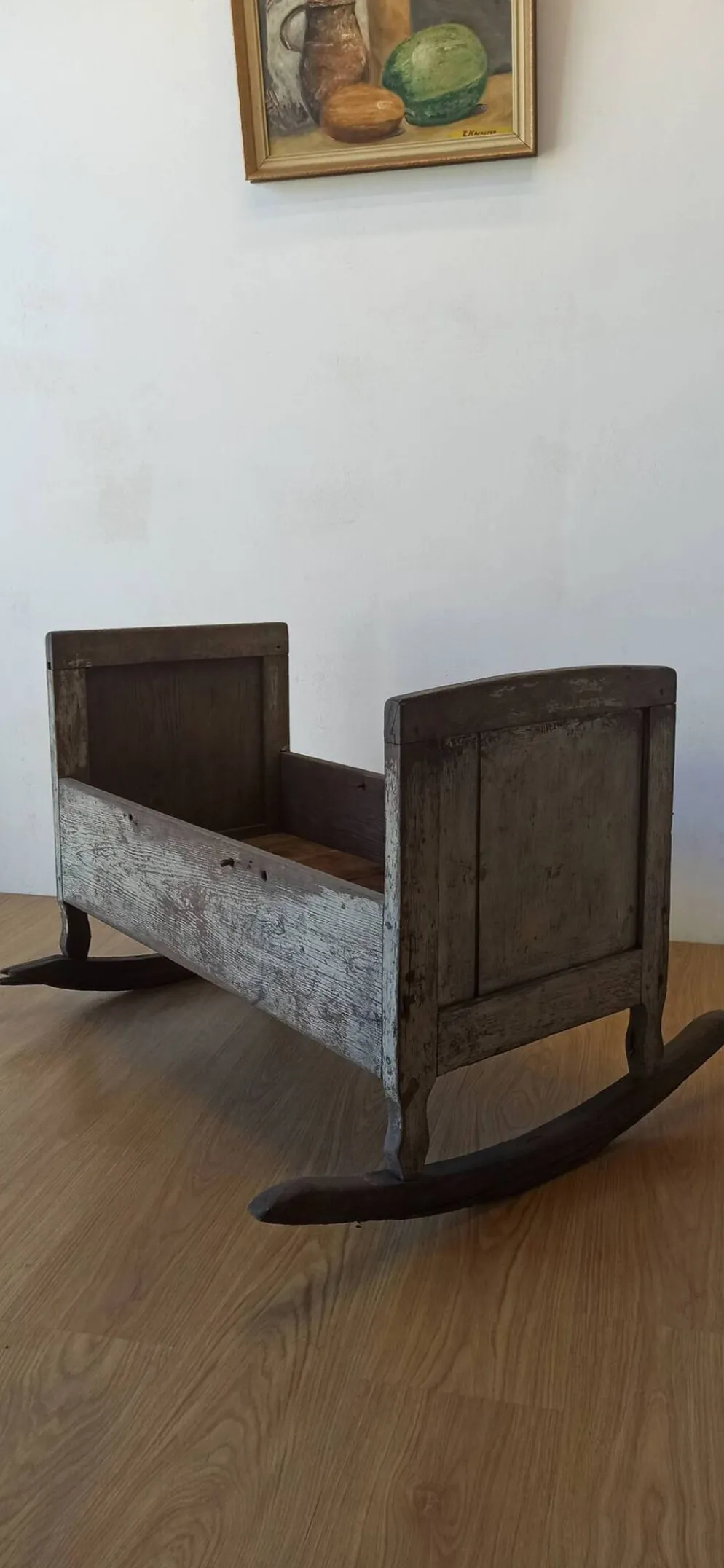 Berceau ancien et antique.
