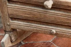 Berceau d’enfant à bascule en bois art populaire