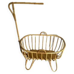 Berceau d'enfant et sa fleche en osier XX siècle
