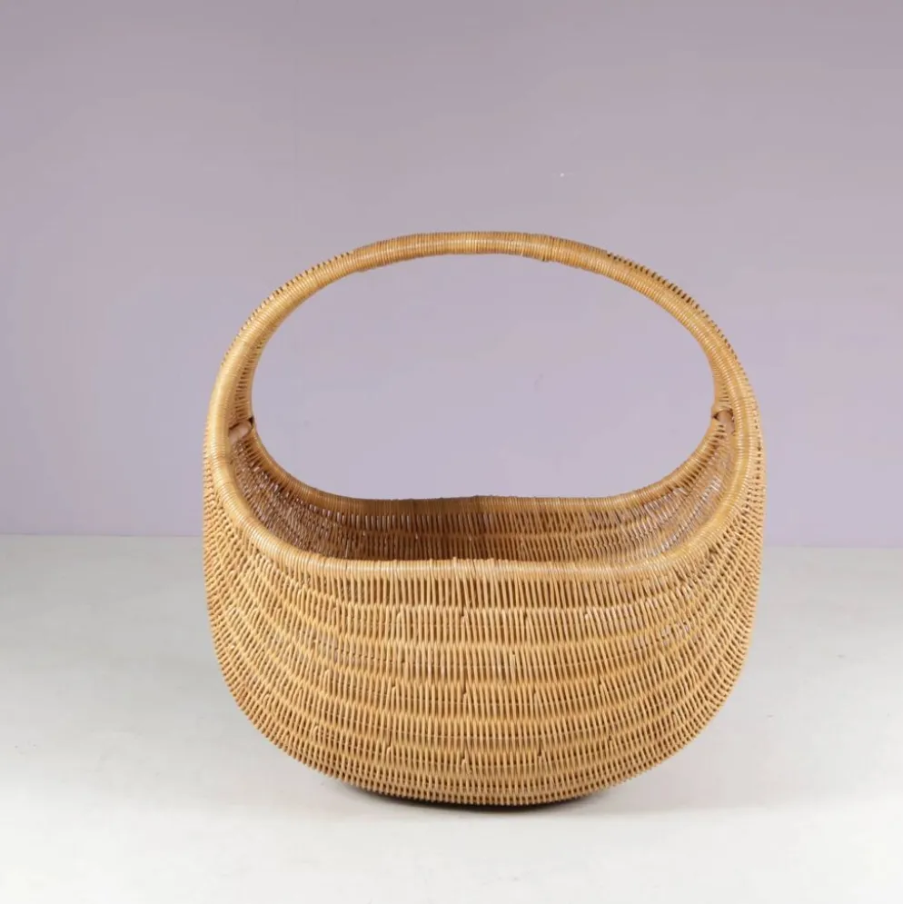 Berceau en osier des années 1960 provenant des Pays-Bas
