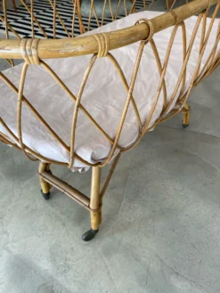 Berceau en rotin avec matelas