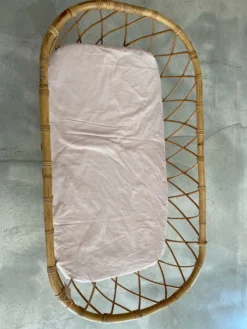 Berceau en rotin avec matelas
