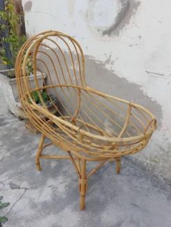 Berceau en rotin vintage 1950