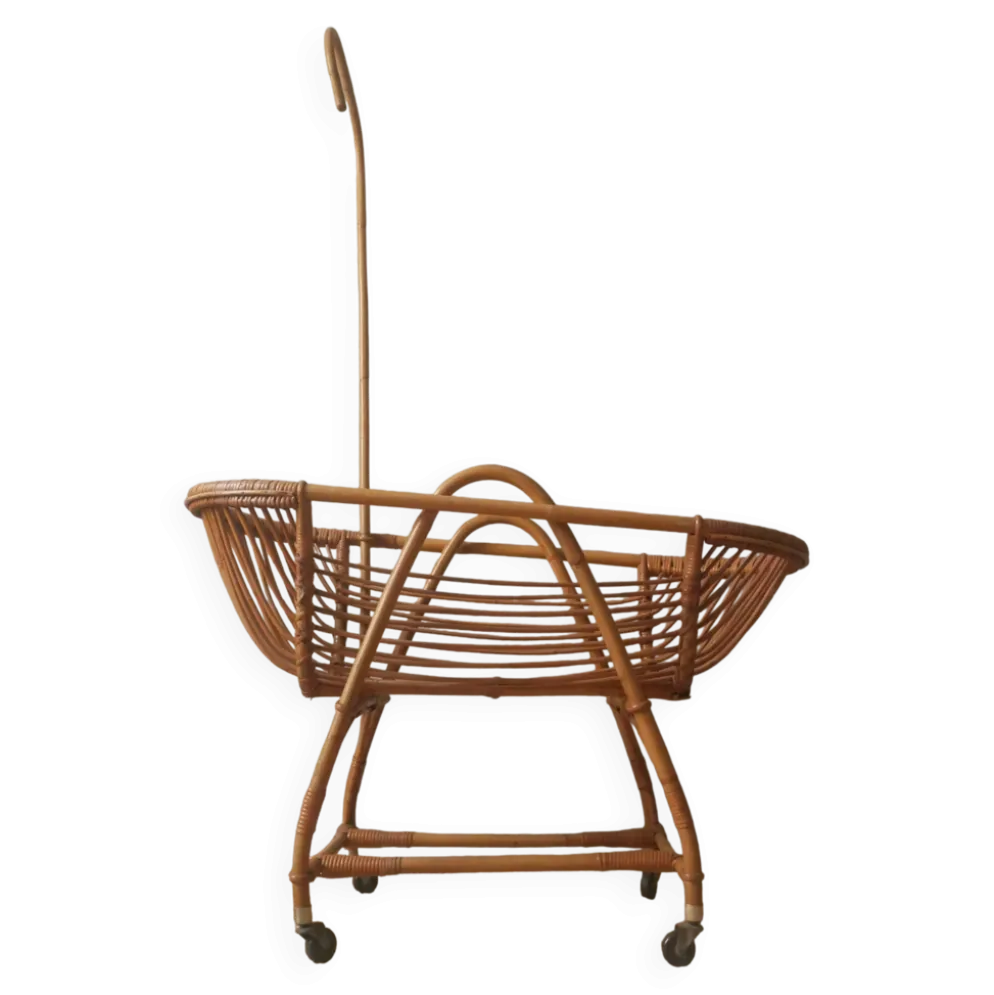 Berceau en rotin vintage couffin sur roulettes rétro design scandinave lit bébé