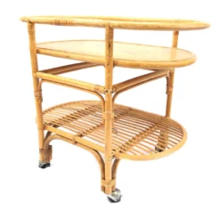 Berceau en rotin vintage pour bébé