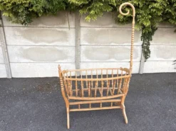 Berceau vintage en bois