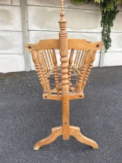 Berceau vintage en bois