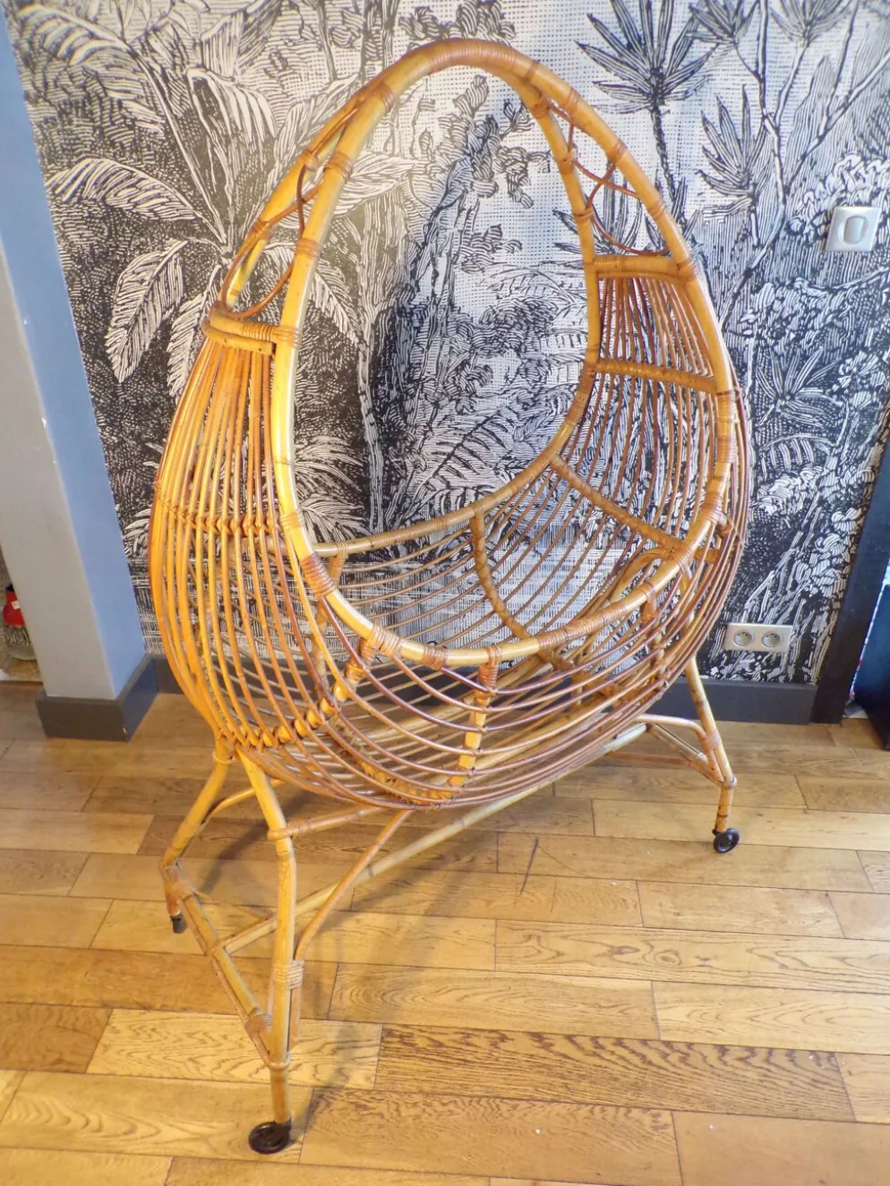 Berceau vintage en rotin