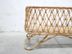 Berceau vintage en rotin