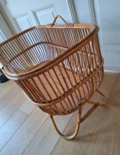 Berceau vintage pour bébé