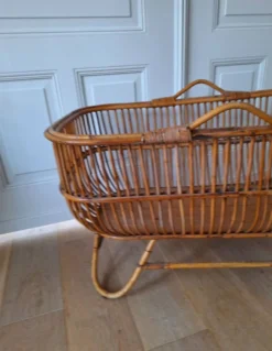 Berceau vintage pour bébé