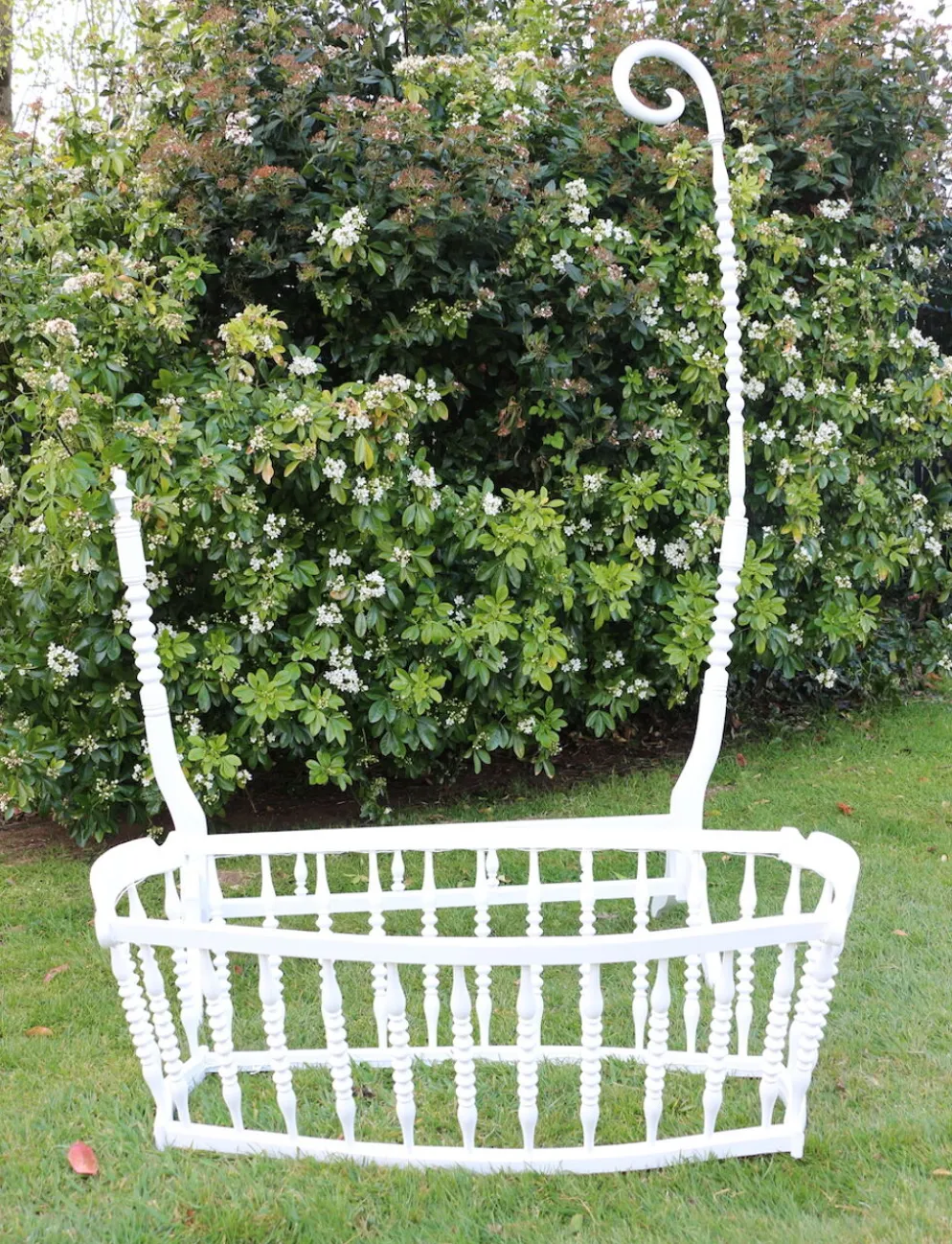 Bercelonnette en bois blanc