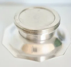 Beurrier ancien Coquillor-Glace en métal argenté