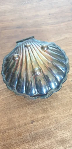 Beurrier ancien en plaque argent