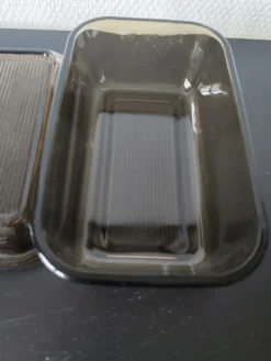 Beurrier Arcoroc en verre fumé 1960