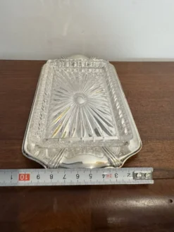 Beurrier Art déco en verre pressé et métal argenté – estampillé (type