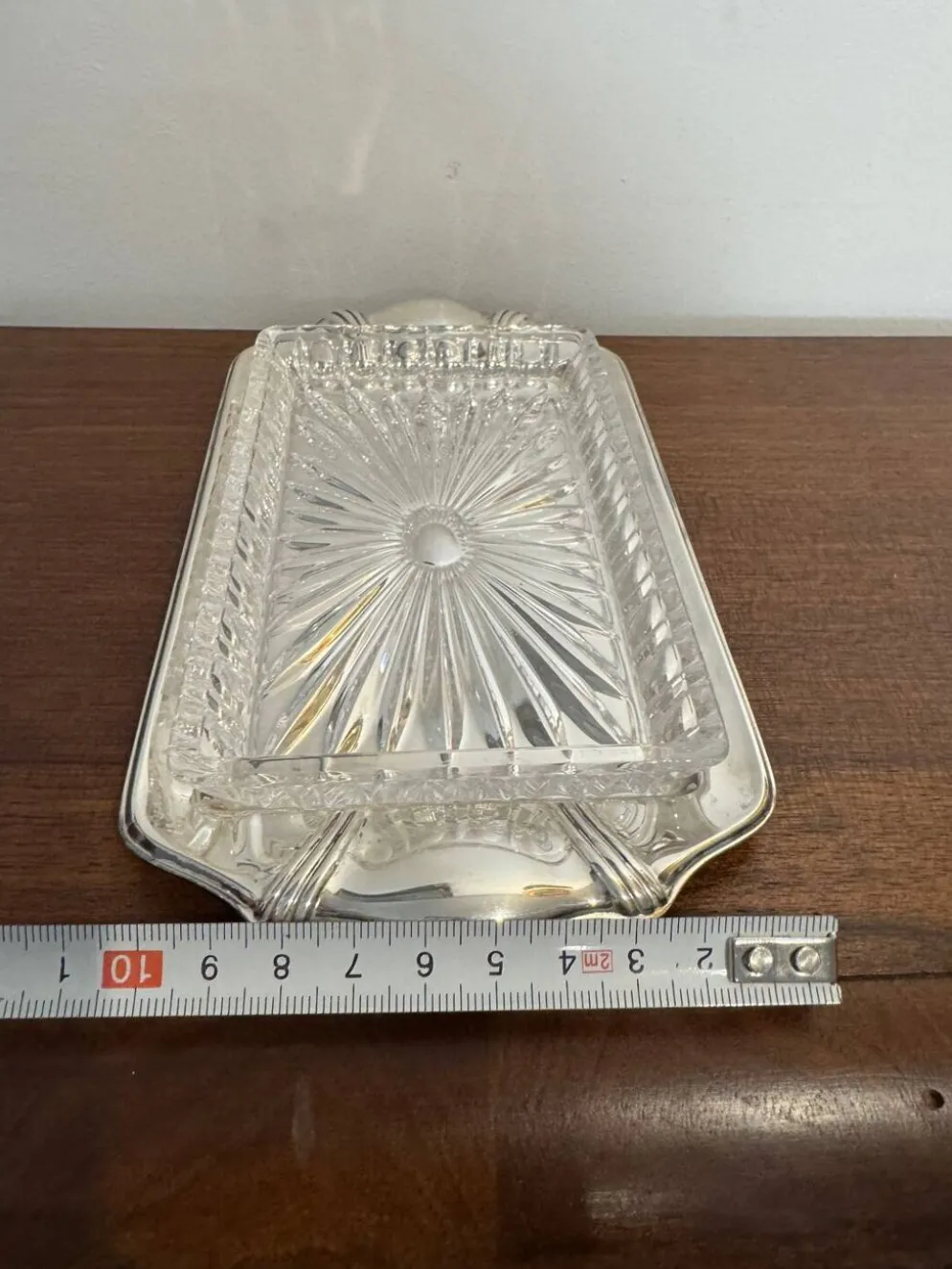Beurrier Art déco en verre pressé et métal argenté – estampillé (type