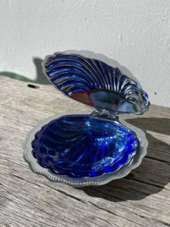 Beurrier coquillage en métal