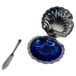 Beurrier coquillage en métal et insert bleu, 1970 avec couteau