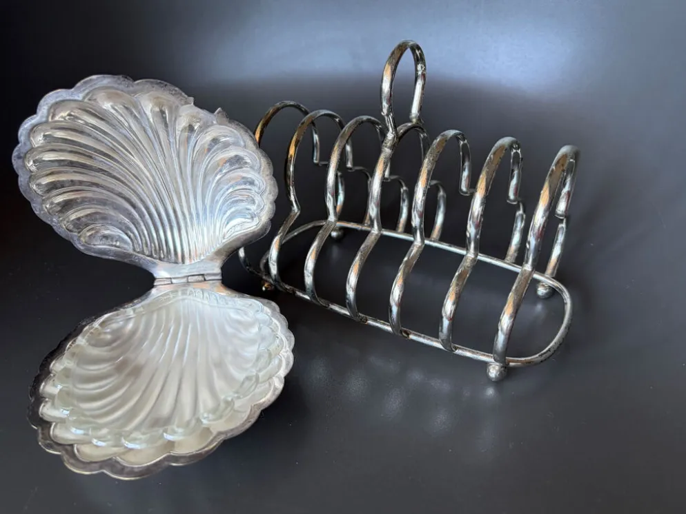 Beurrier coquillage et porte-toasts vintage