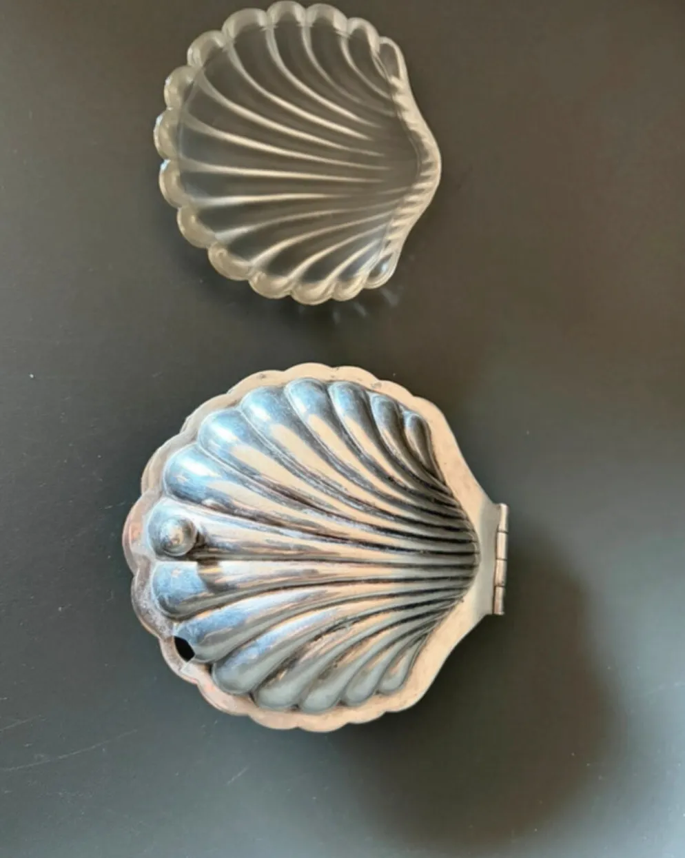 Beurrier coquillage et porte-toasts vintage