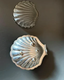 Beurrier coquillage et porte-toasts vintage