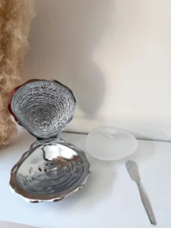 Beurrier coquillage et son couteau