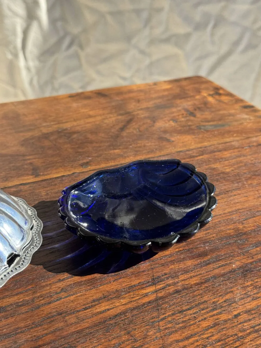 Beurrier coquille vintage en métal argenté coupelle bleue
