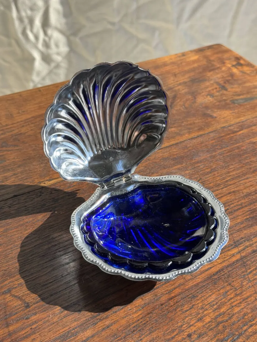 Beurrier coquille vintage en métal argenté coupelle bleue