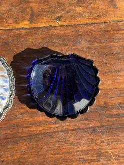 Beurrier coquille vintage en métal argenté coupelle bleue