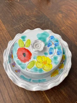 Beurrier corolle en céramique Vallauris