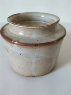 Beurrier à eau en grès artisanal