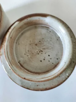 Beurrier à eau en grès artisanal
