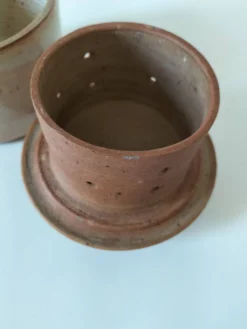 Beurrier à eau en grès artisanal