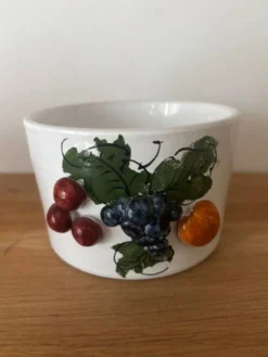 Beurrier à eau fruits en relief