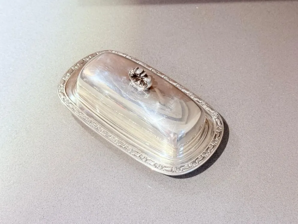 Beurrier en argent antique avec couvercle en dôme, beurrier anglais vintage couvert