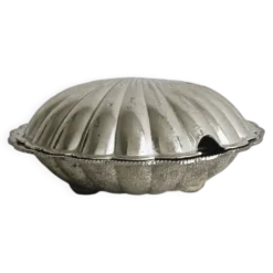 Beurrier en forme de coquillage en métal argenté